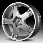 Диск литой MOMO 8x18R 5/114,3 Silver